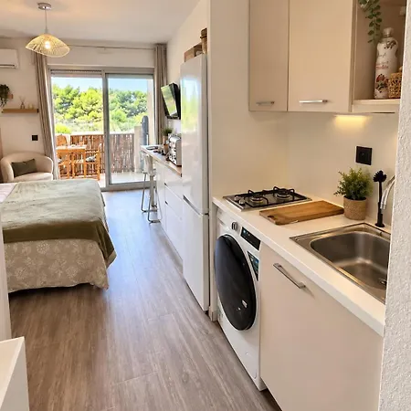 Appartement La Parenthese Studio, Parking, Piscine Climatisee *